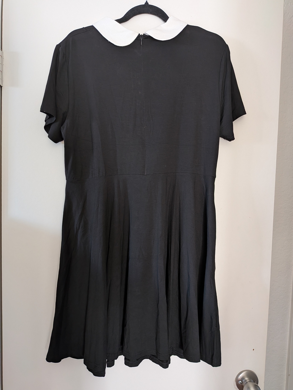 Black Gothic Collar Dress With Spider Chain Black Friday Brand From Dangerfield - Picture 5 of 6